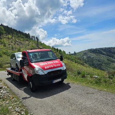 Towing service