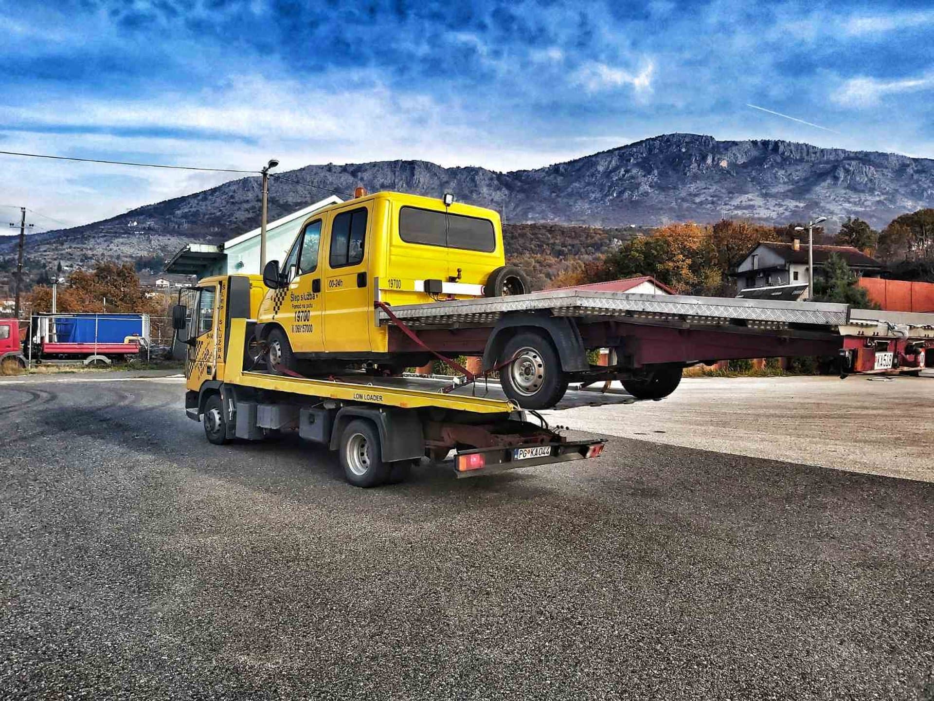 Radun Trans tow truck