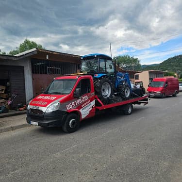 Towing service